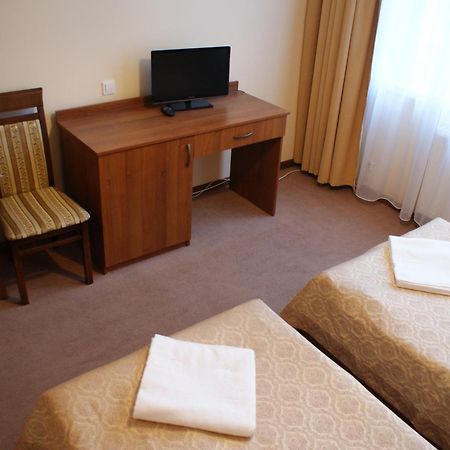 Scsk Brzezno Hostel กดัญสก์ ภายนอก รูปภาพ