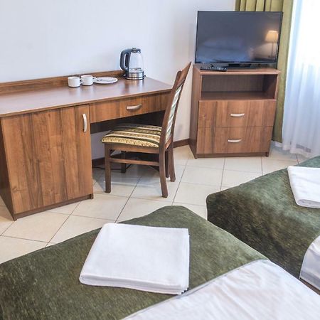 Scsk Brzezno Hostel กดัญสก์ ภายนอก รูปภาพ