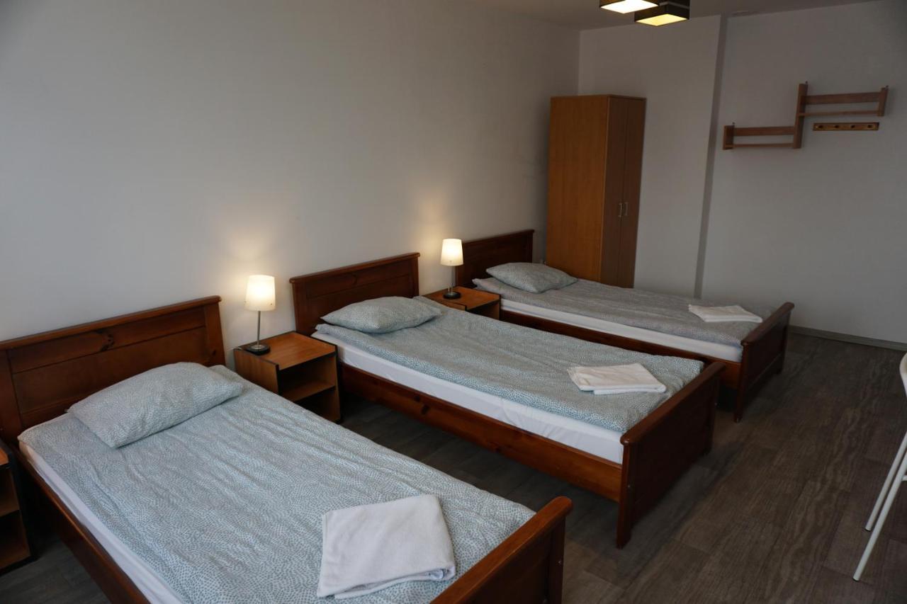 Scsk Brzezno Hostel กดัญสก์ ภายนอก รูปภาพ